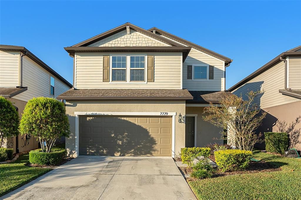 For Sale: $449,990 (3 beds, 2 baths, 2143 Square Feet)