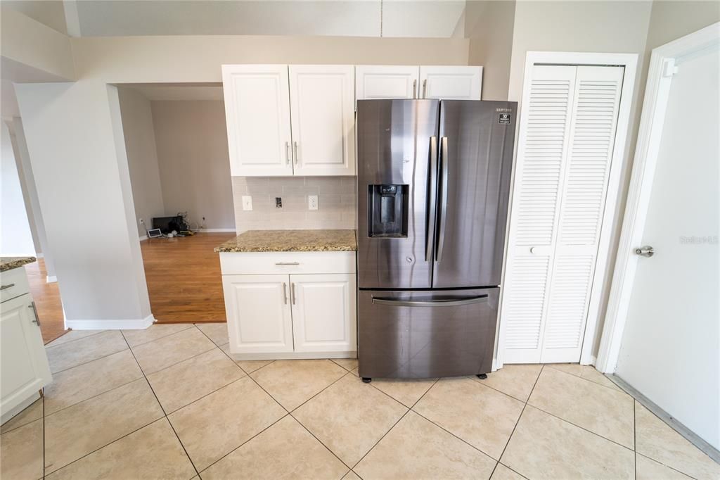 For Sale: $349,000 (3 beds, 2 baths, 1546 Square Feet)