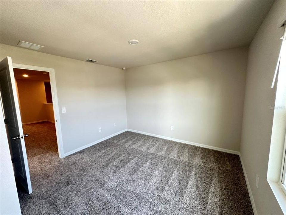 For Rent: $2,600 (3 beds, 2 baths, 1808 Square Feet)