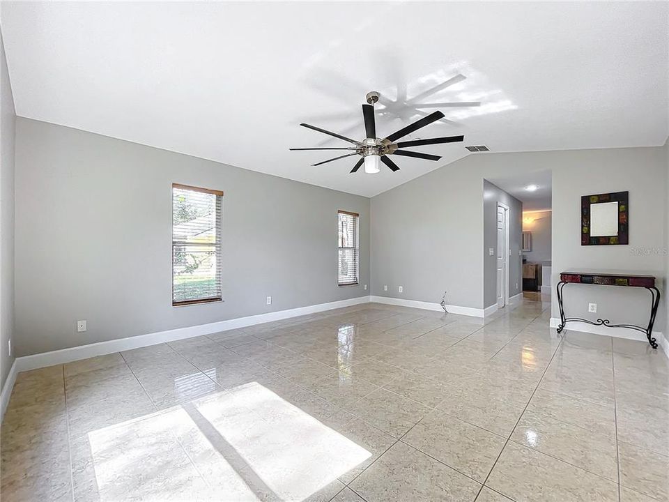 For Sale: $459,900 (3 beds, 2 baths, 1820 Square Feet)