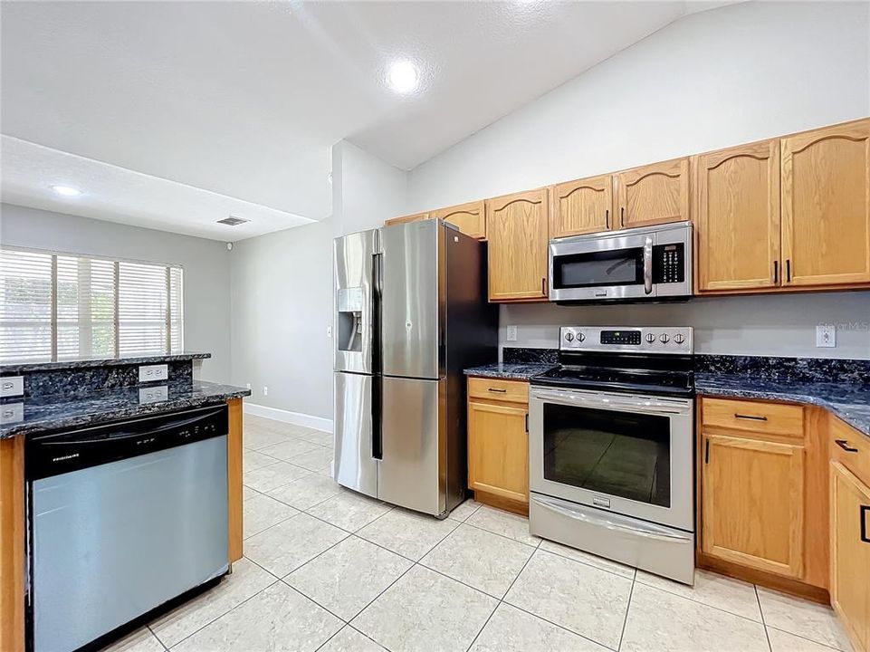 For Sale: $459,900 (3 beds, 2 baths, 1820 Square Feet)