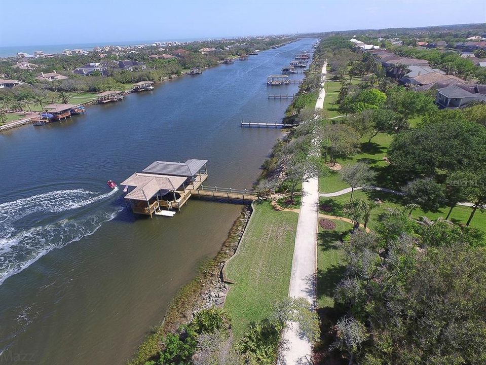 Walk Way along Intercoastal