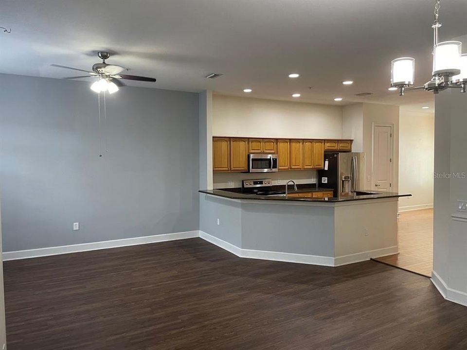 For Rent: $2,900 (3 beds, 2 baths, 2451 Square Feet)