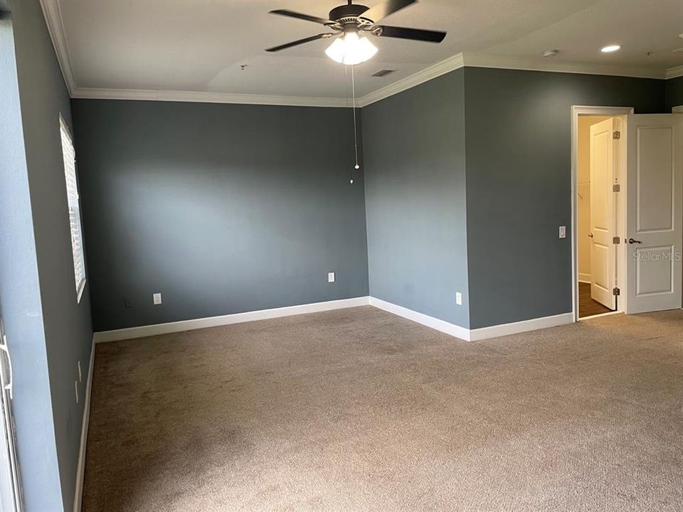 For Rent: $2,900 (3 beds, 2 baths, 2451 Square Feet)