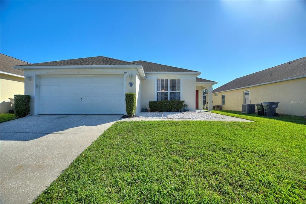 For Sale: $399,000 (4 beds, 3 baths, 1562 Square Feet)