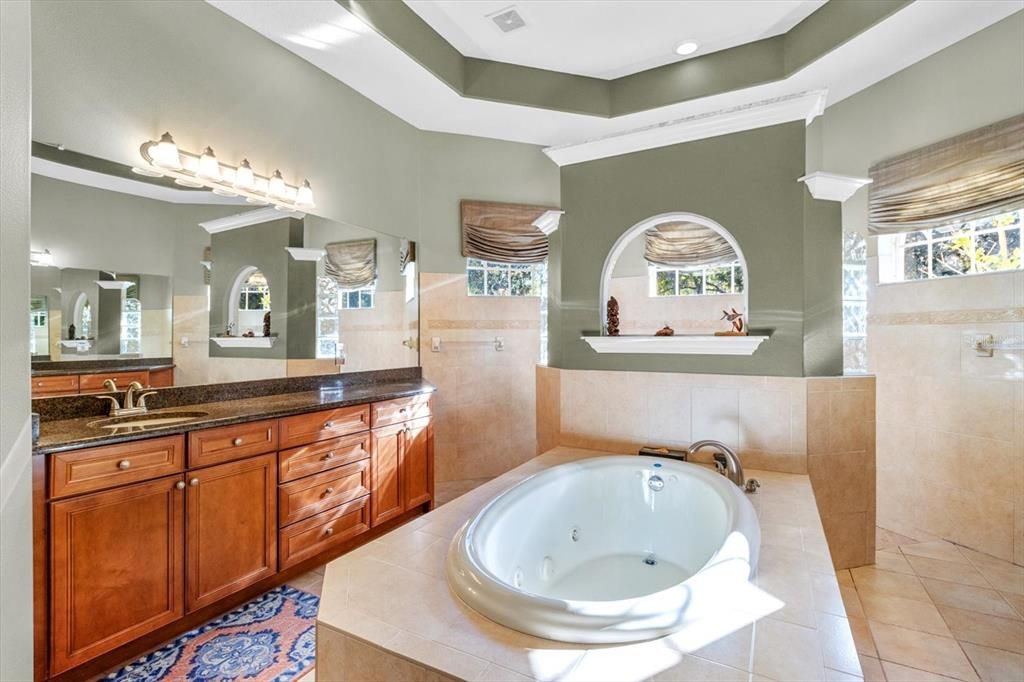 Master Bath with jacuzzi tub