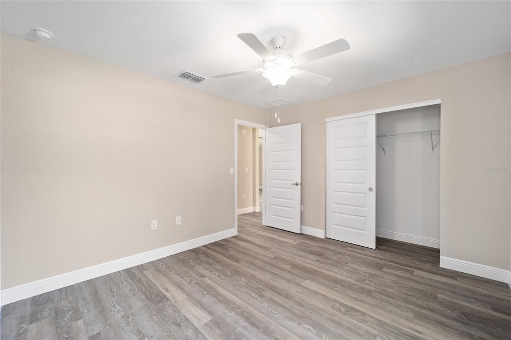 For Sale: $284,900 (3 beds, 2 baths, 1453 Square Feet)