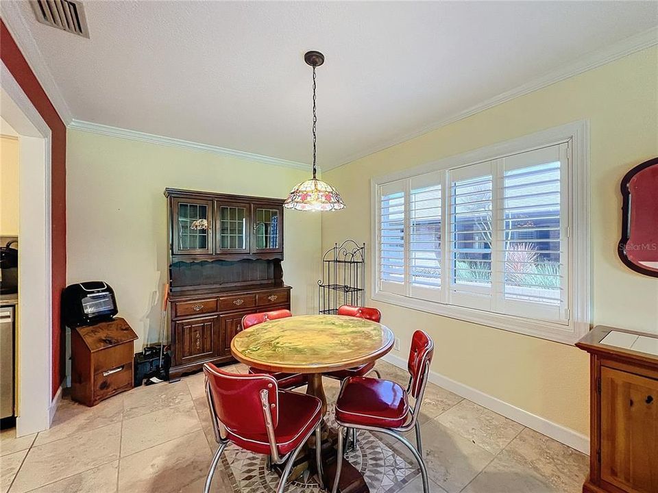 For Sale: $310,000 (2 beds, 2 baths, 1746 Square Feet)