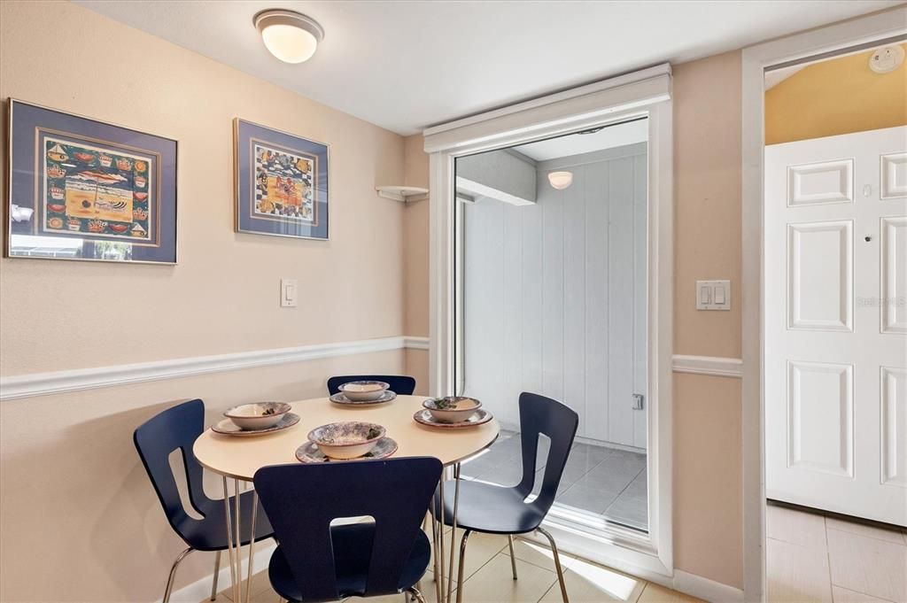 Kitchen dining area