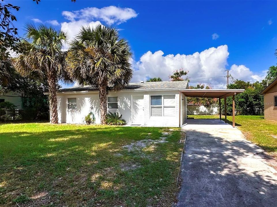 For Sale: $265,000 (3 beds, 1 baths, 900 Square Feet)