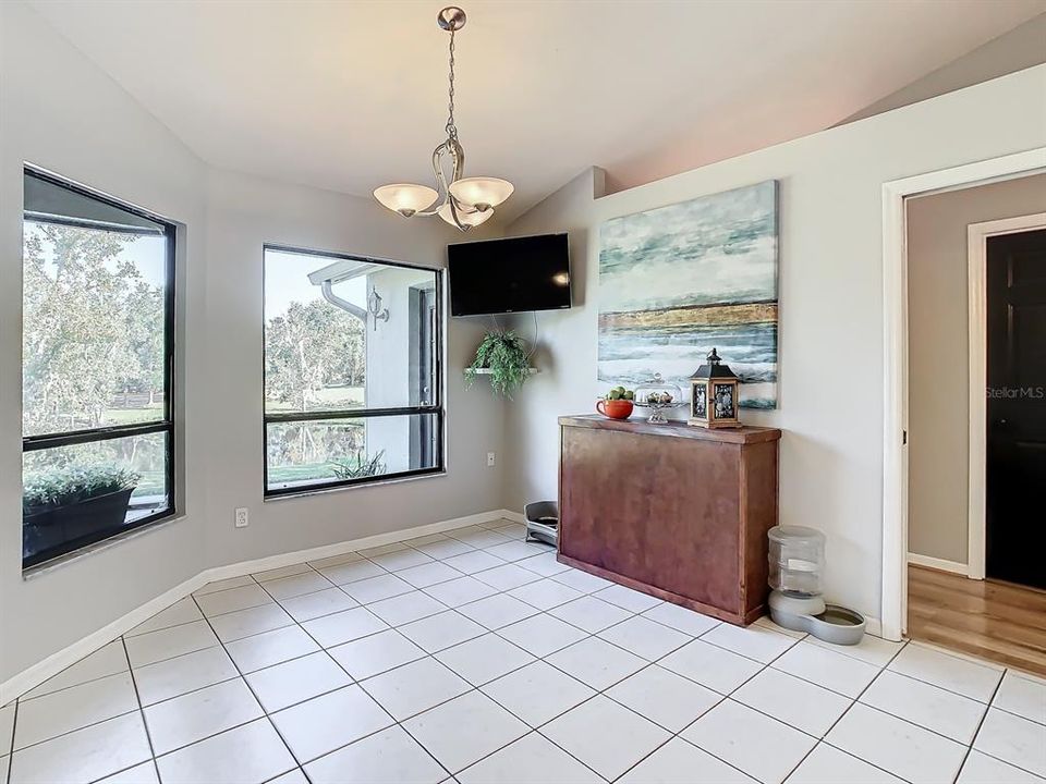 For Sale: $595,000 (3 beds, 2 baths, 2263 Square Feet)