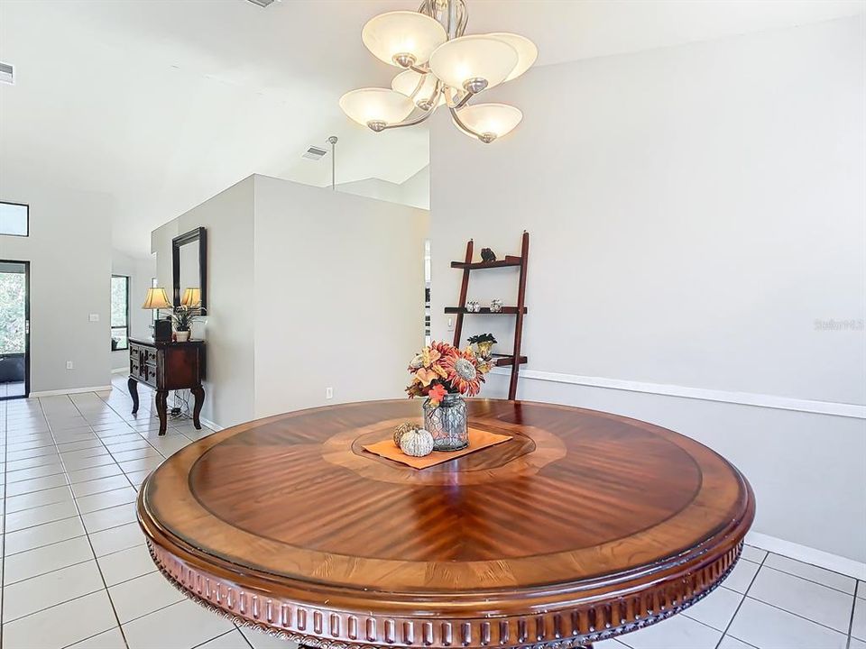 For Sale: $595,000 (3 beds, 2 baths, 2263 Square Feet)