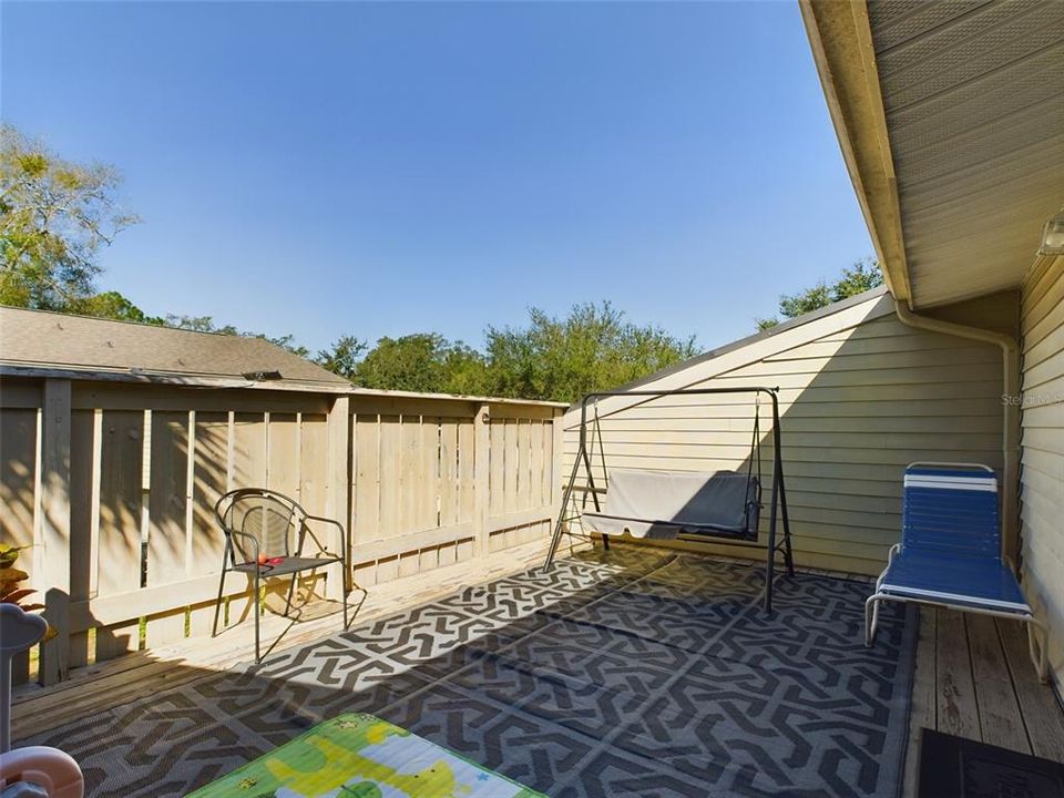 For Sale: $205,000 (2 beds, 2 baths, 1087 Square Feet)