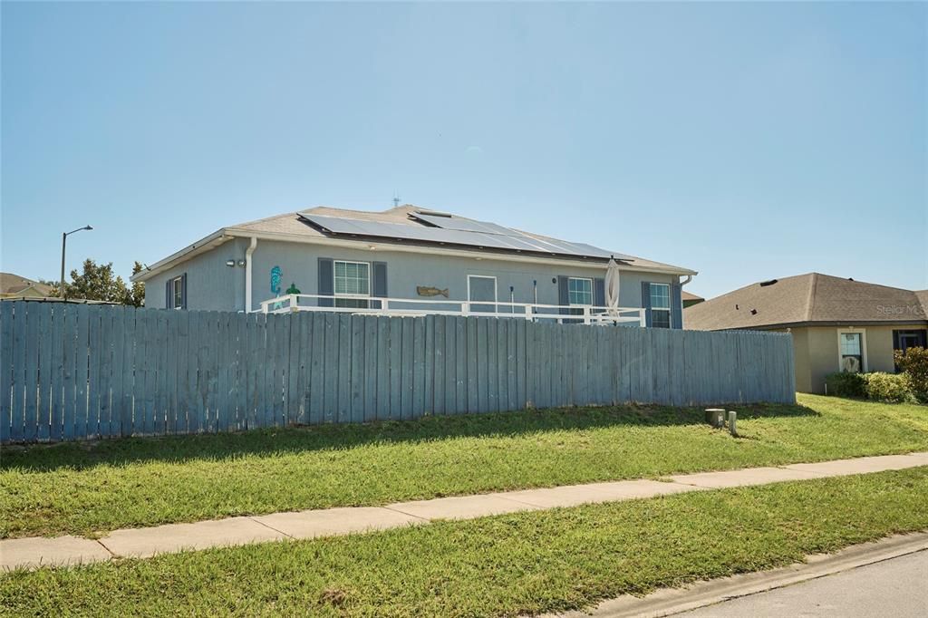 For Sale: $349,000 (4 beds, 2 baths, 1730 Square Feet)