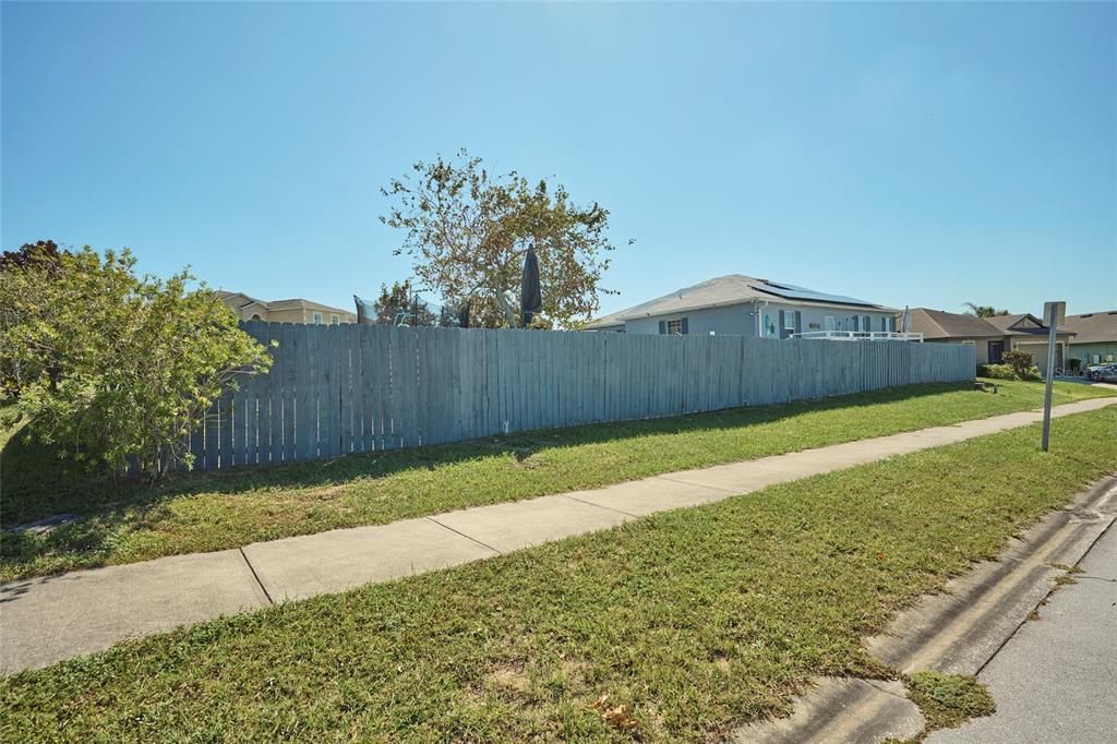 For Sale: $349,000 (4 beds, 2 baths, 1730 Square Feet)