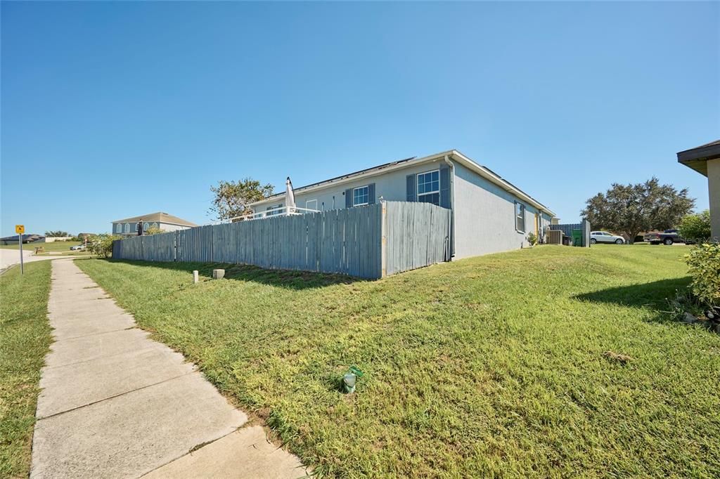 For Sale: $349,000 (4 beds, 2 baths, 1730 Square Feet)