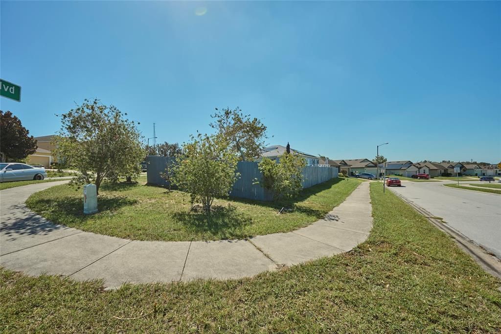 For Sale: $349,000 (4 beds, 2 baths, 1730 Square Feet)