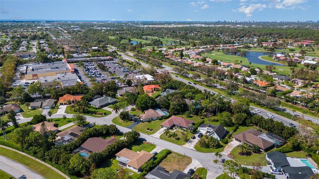 The Kings Lake community is in such a desirable location; Downtown Naples, Gulf of Mexico beaches, golf courses, the airport, and Publix Plaza are all so close, as you can see in this picture!