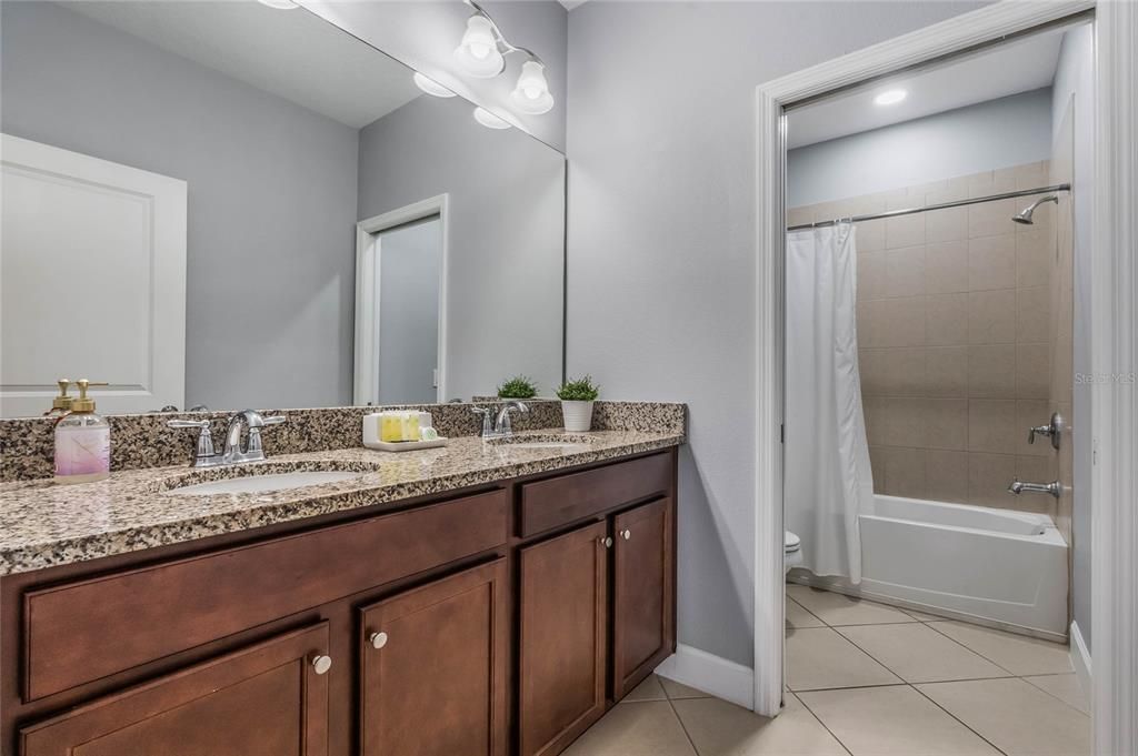 Full bathroom #2 upstairs