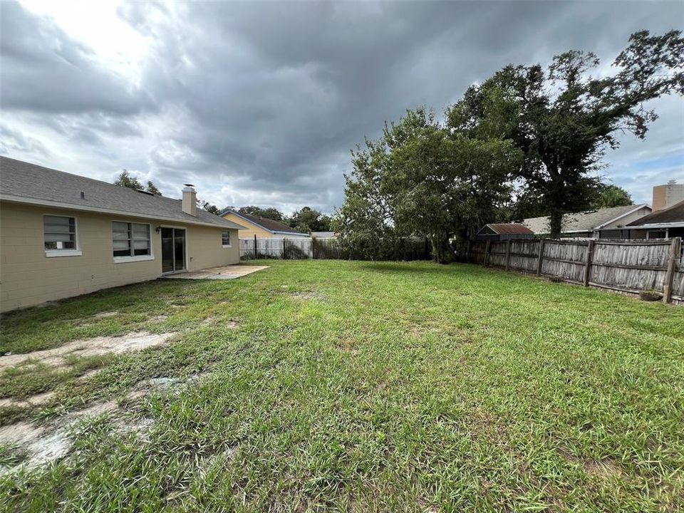 For Sale: $339,900 (3 beds, 2 baths, 1298 Square Feet)