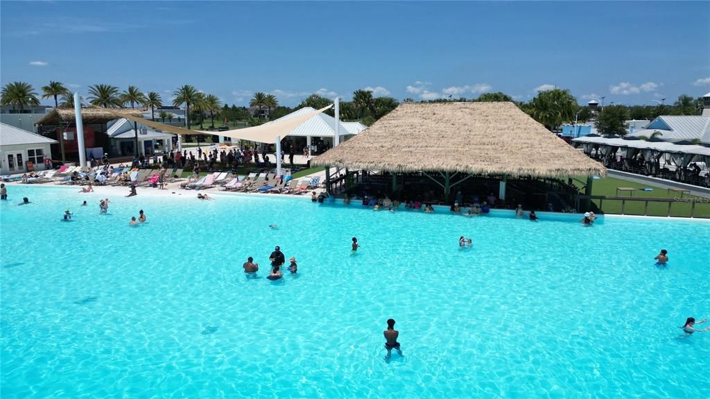 Crystal Lagoon/ Swim up bar