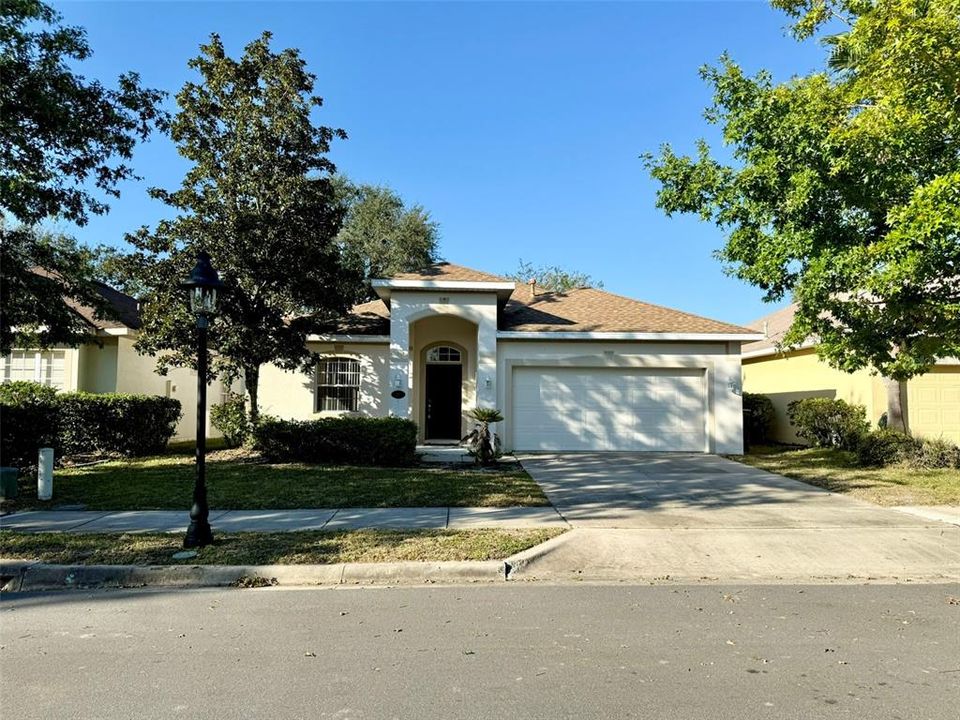 For Sale: $355,000 (3 beds, 2 baths, 1808 Square Feet)