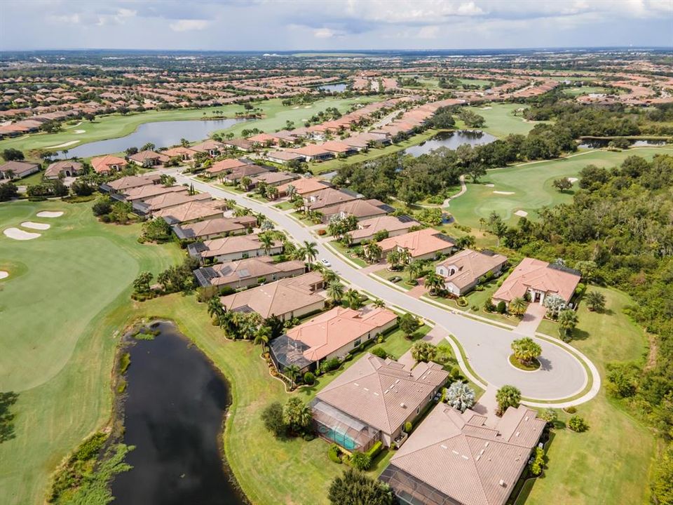 For Sale: $1,800,000 (3 beds, 3 baths, 2841 Square Feet)