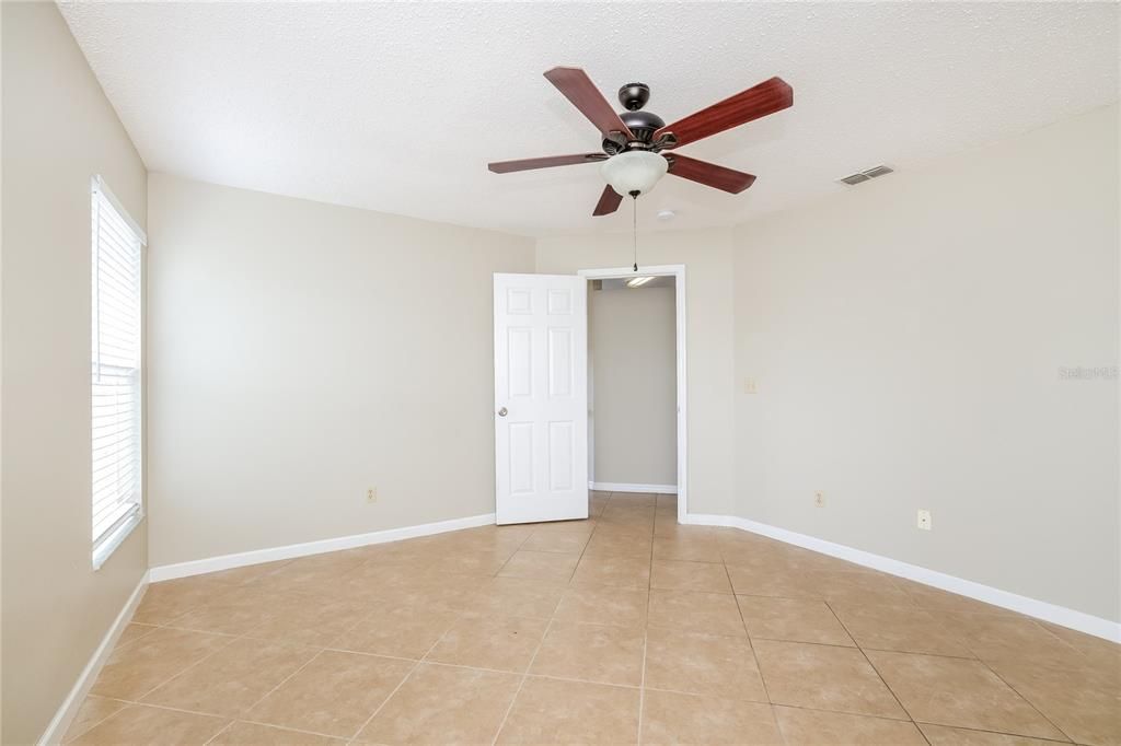 For Rent: $1,960 (3 beds, 2 baths, 1630 Square Feet)