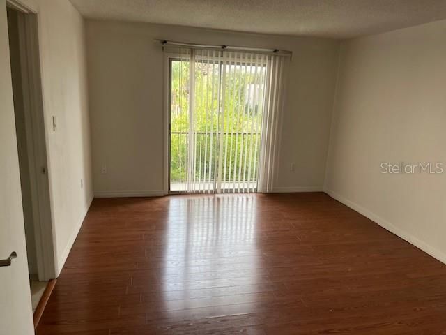 For Sale: $152,000 (2 beds, 2 baths, 1252 Square Feet)