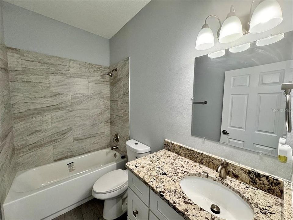 For Rent: $2,549 (3 beds, 2 baths, 1811 Square Feet)