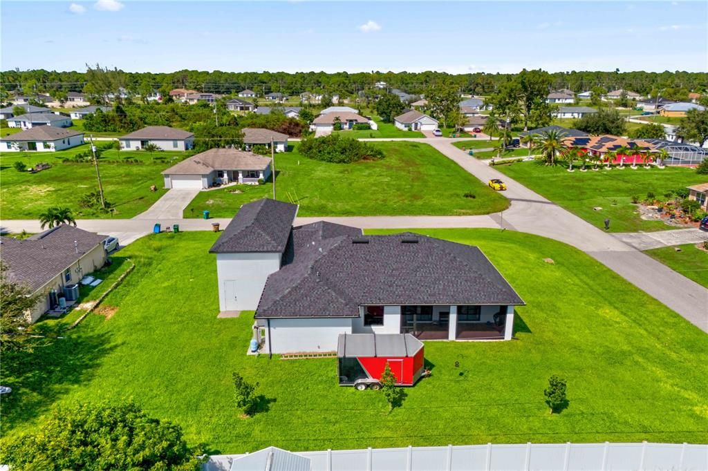 Birds eye view of property