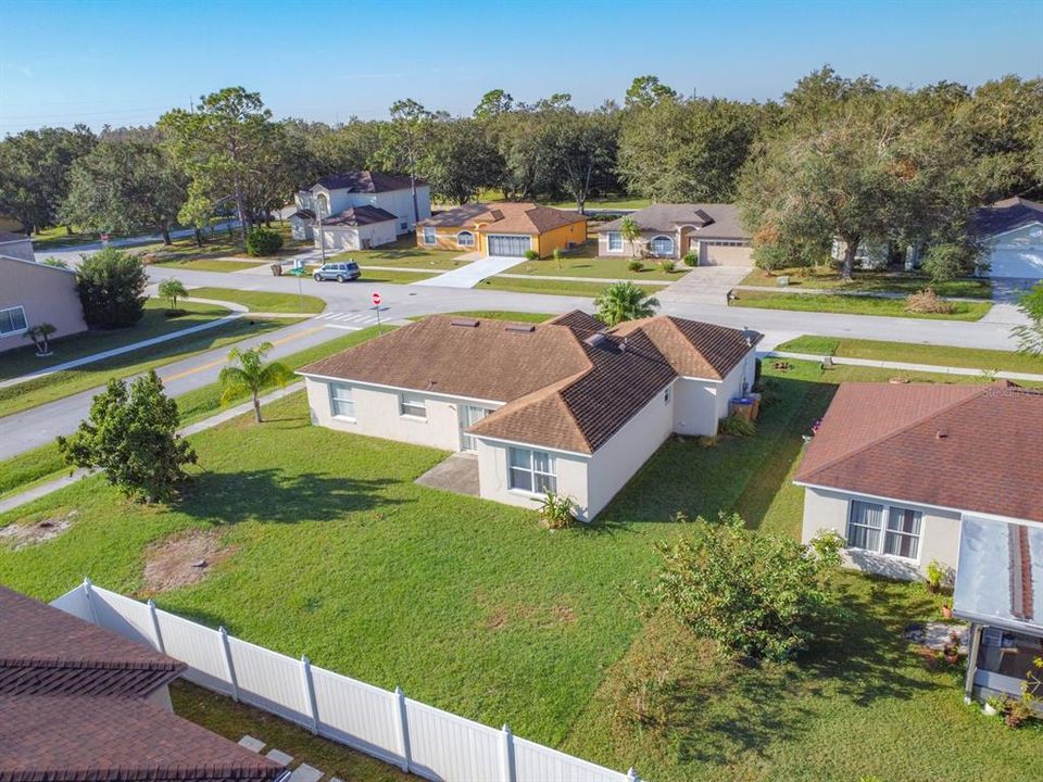 For Sale: $295,000 (3 beds, 2 baths, 1256 Square Feet)