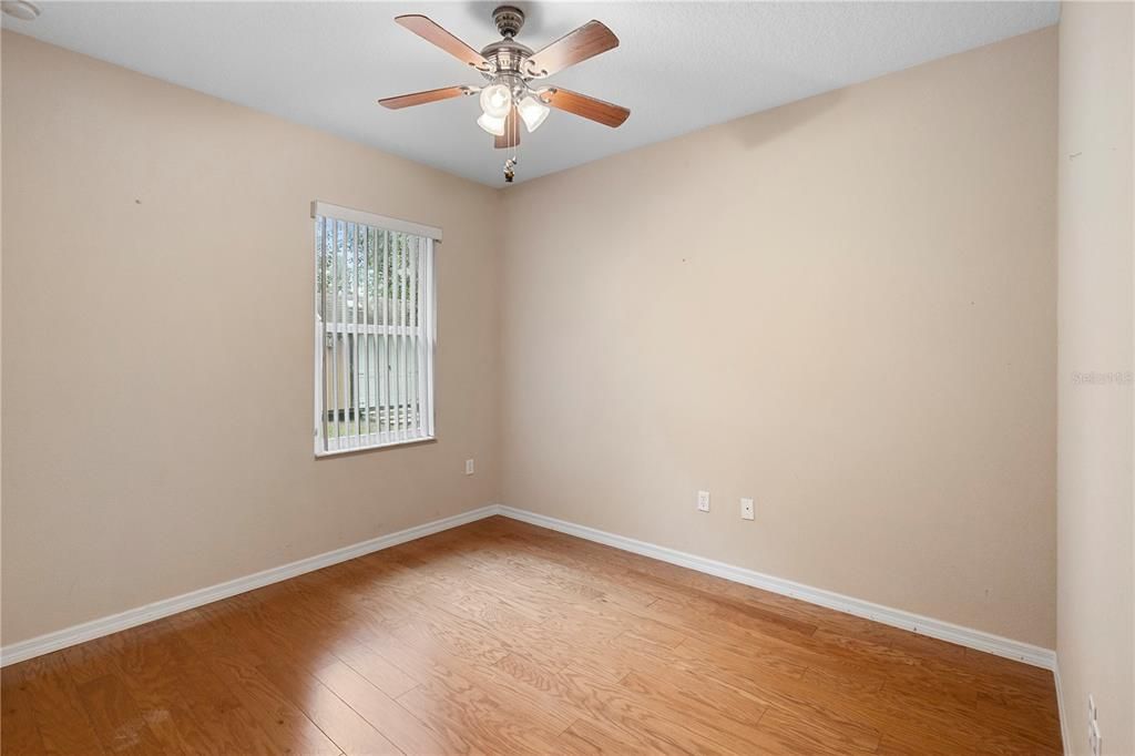 Guest bedroom