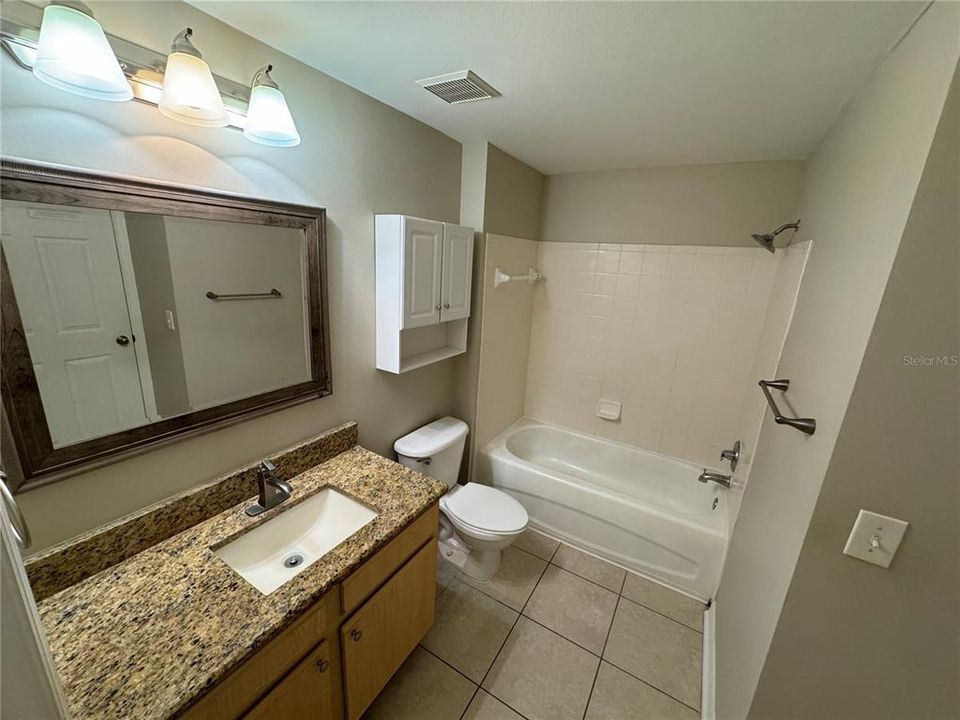 For Rent: $1,350 (1 beds, 1 baths, 632 Square Feet)