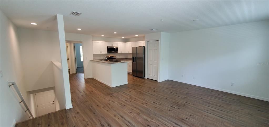 For Rent: $1,795 (2 beds, 2 baths, 1100 Square Feet)