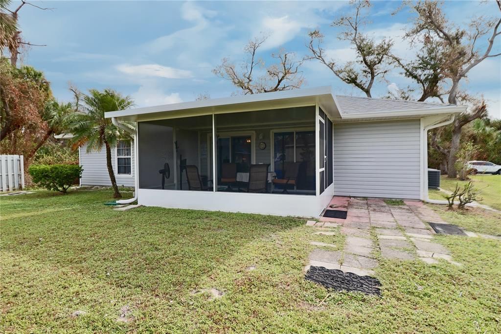 For Sale: $269,900 (3 beds, 2 baths, 1175 Square Feet)