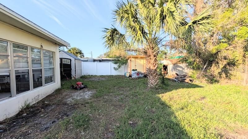 For Sale: $157,000 (3 beds, 1 baths, 880 Square Feet)