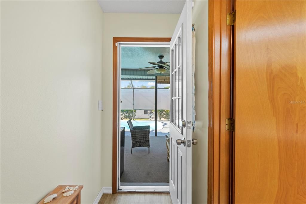 For Sale: $294,800 (2 beds, 2 baths, 1434 Square Feet)