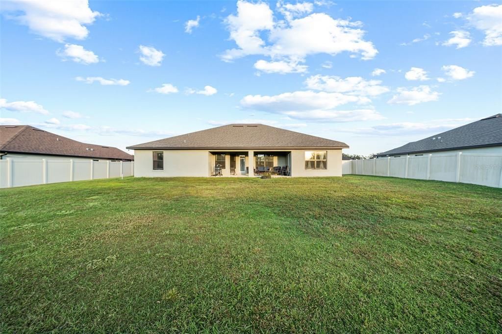 For Sale: $520,000 (4 beds, 2 baths, 2325 Square Feet)