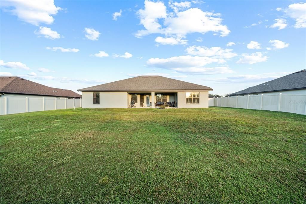 For Sale: $540,000 (4 beds, 2 baths, 2325 Square Feet)