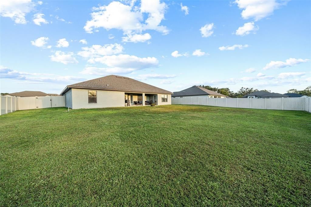 For Sale: $520,000 (4 beds, 2 baths, 2325 Square Feet)