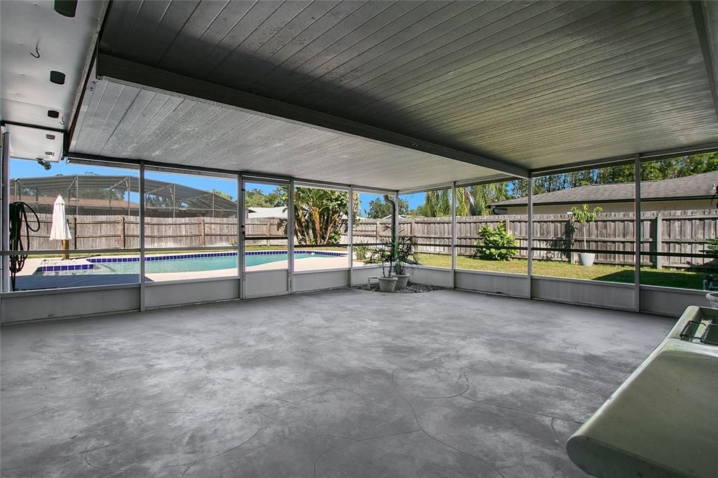 Screened Patio