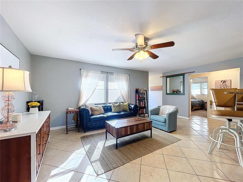 For Sale: $489,900 (4 beds, 2 baths, 1618 Square Feet)