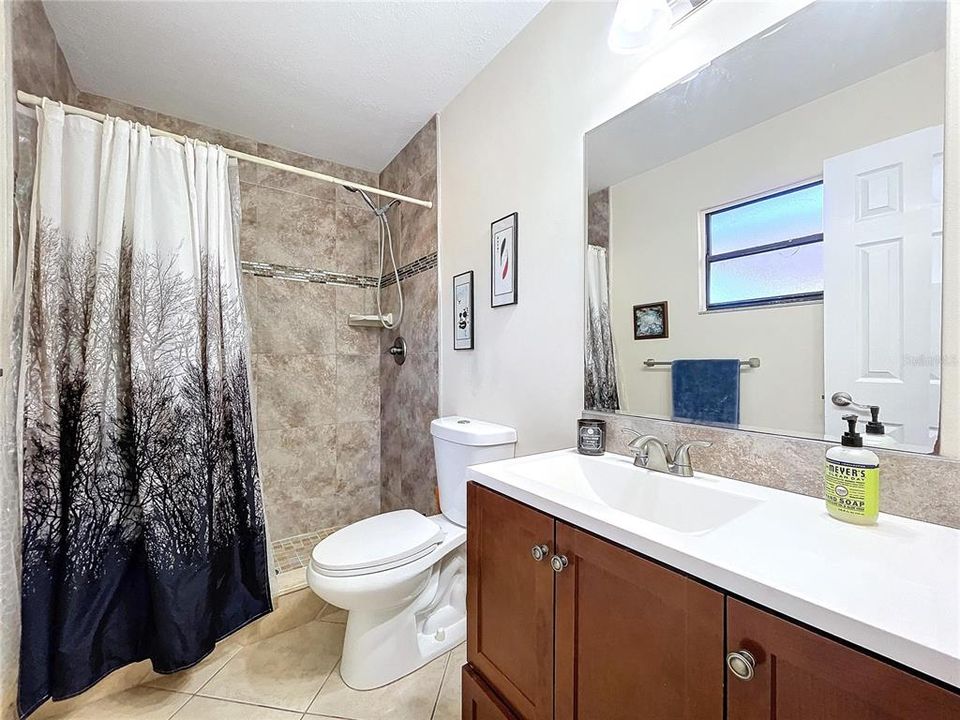 For Sale: $489,900 (4 beds, 2 baths, 1618 Square Feet)