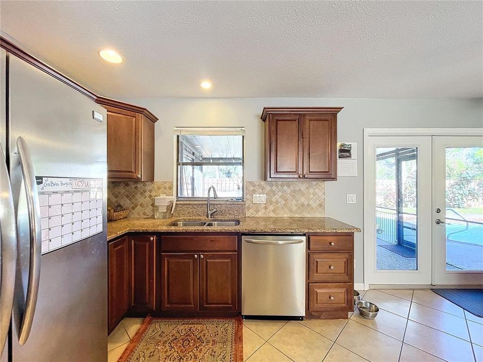 For Sale: $489,900 (4 beds, 2 baths, 1618 Square Feet)