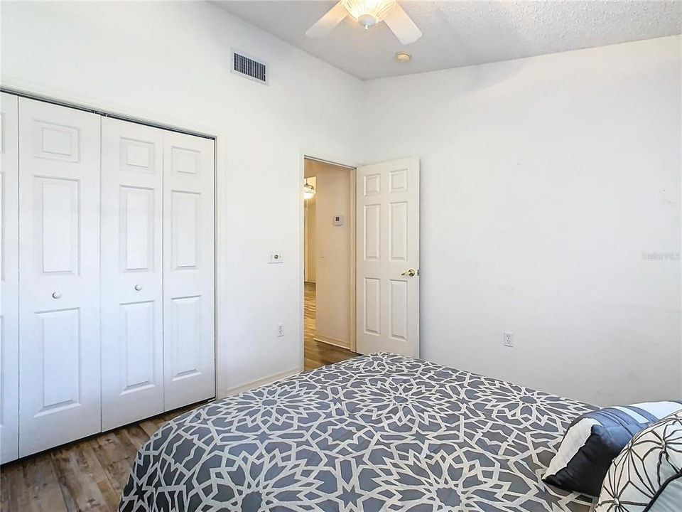 For Sale: $270,000 (3 beds, 2 baths, 1526 Square Feet)