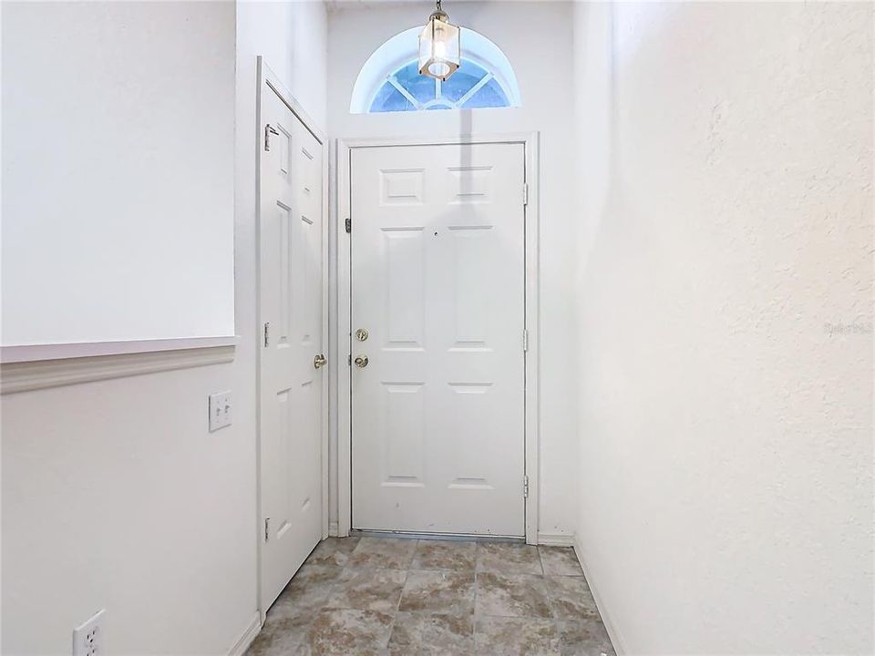 For Sale: $270,000 (3 beds, 2 baths, 1526 Square Feet)