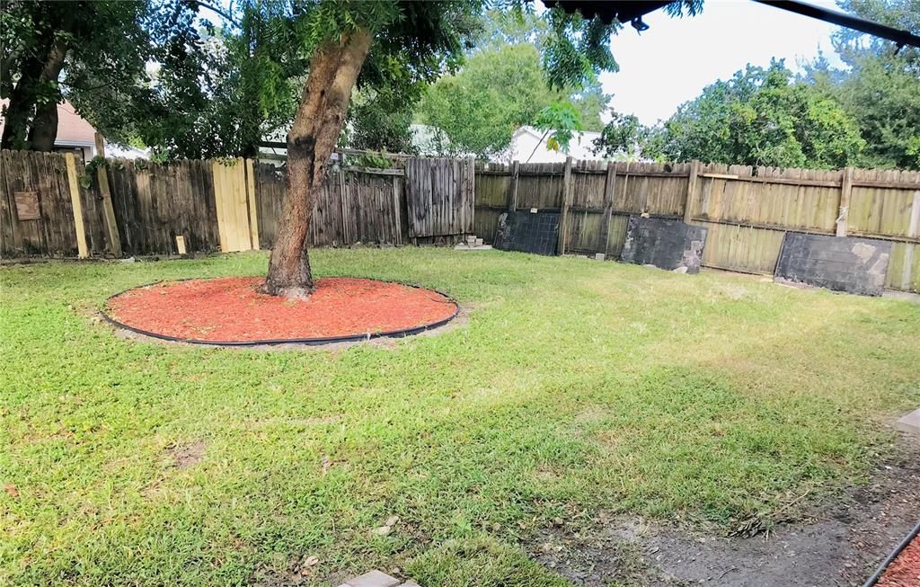 Big Backyard -- Fully Fenced