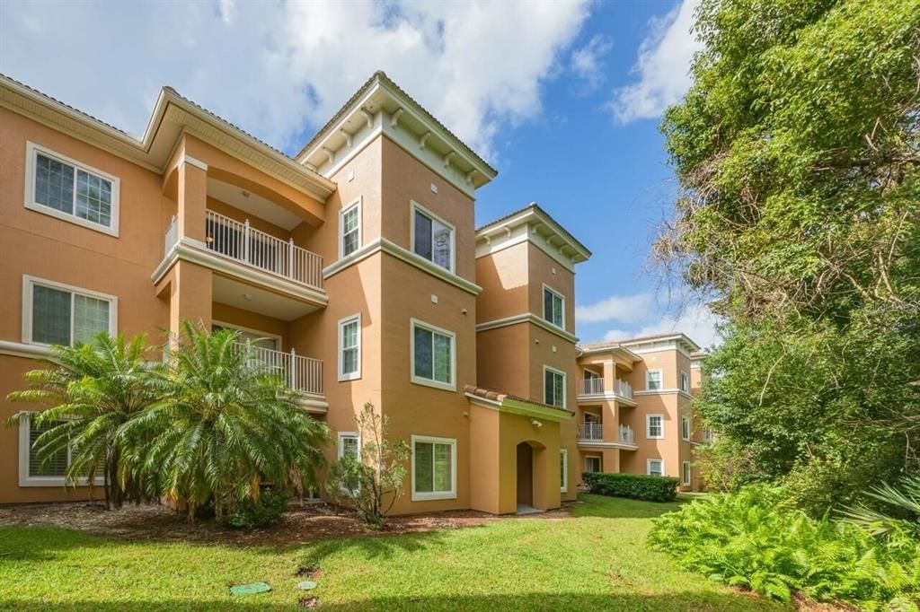 En Venta: $214,900 (2 camas, 2 baños, 1131 Pies cuadrados)