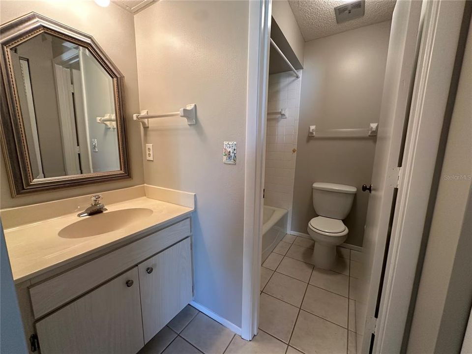 2nd Bathroom